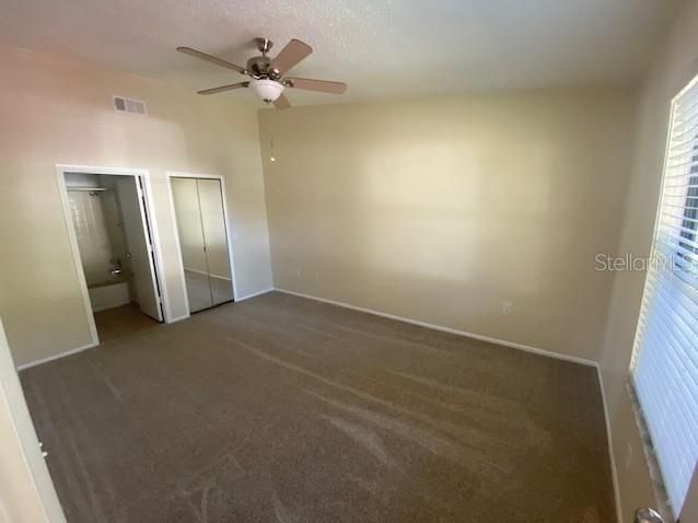 For Rent: $1,450 (2 beds, 2 baths, 889 Square Feet)