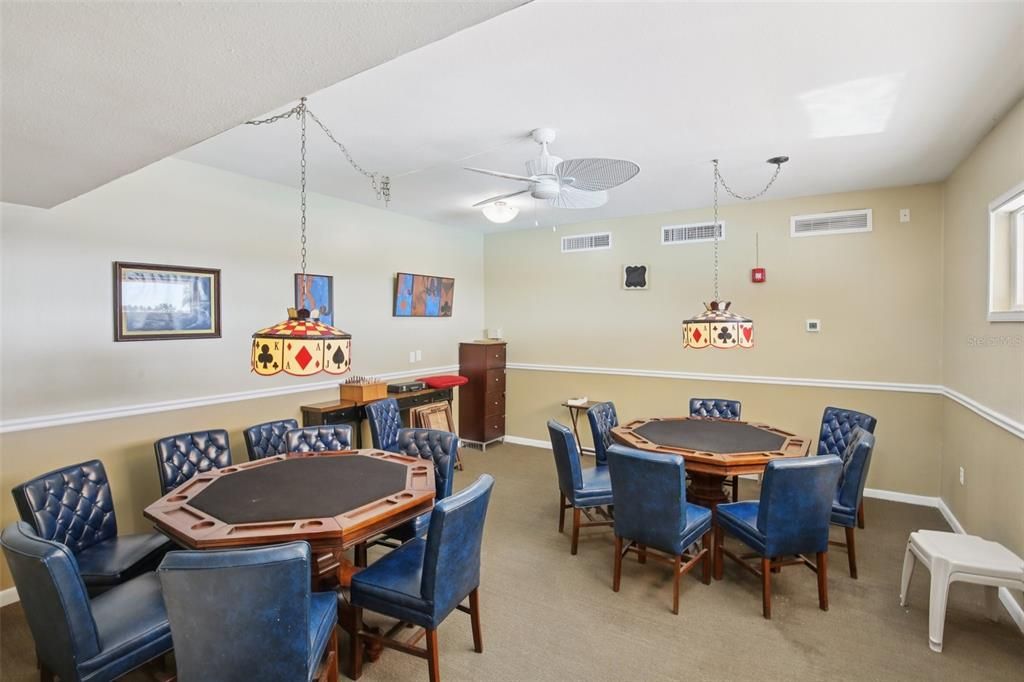 На продажу: $355,000 (2 спален, 2 ванн, 1605 Квадратных фут)