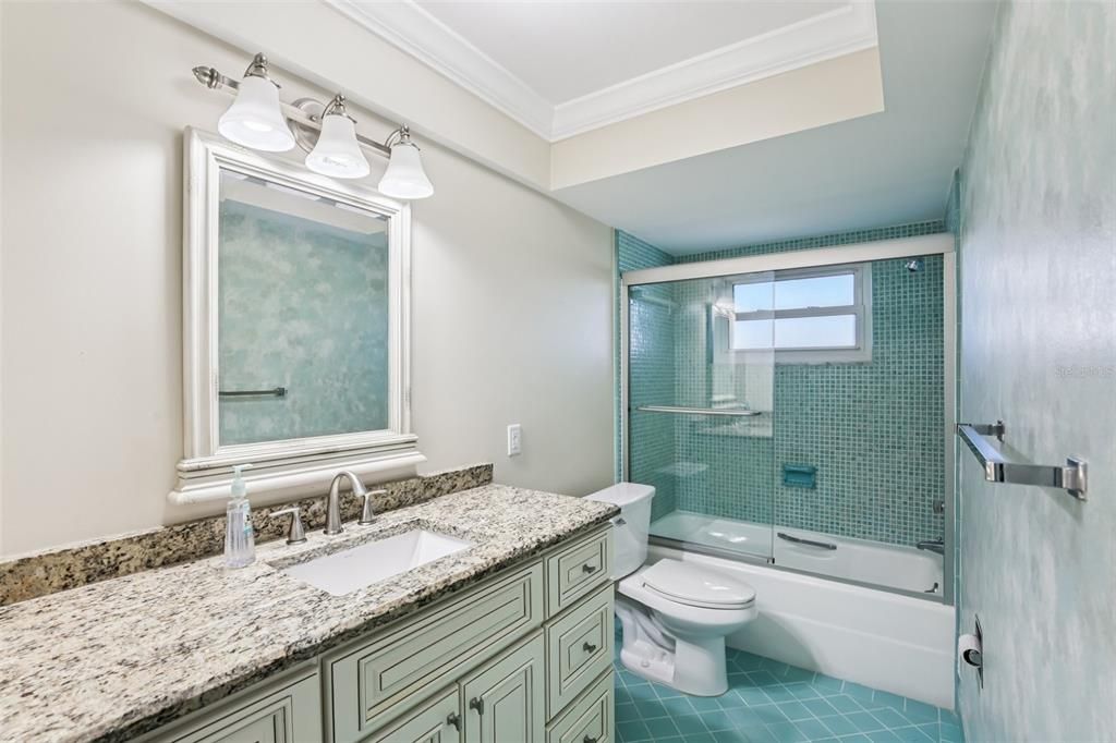 На продажу: $355,000 (2 спален, 2 ванн, 1605 Квадратных фут)