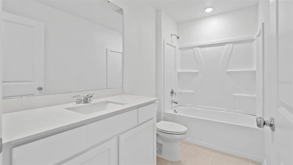 待售: $280,000 (3 贝兹, 2 浴室, 1824 平方英尺)