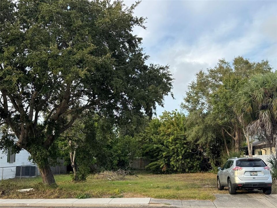 For Sale: $189,000 (0.14 acres)