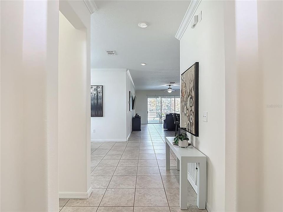 For Sale: $500,000 (4 beds, 3 baths, 2293 Square Feet)