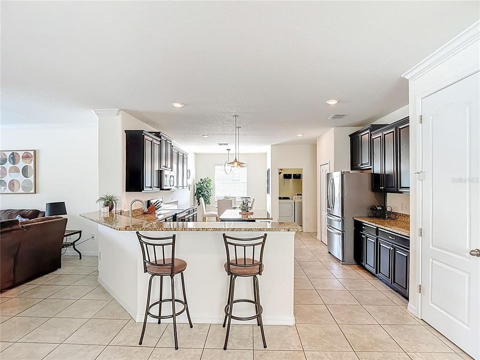 For Sale: $500,000 (4 beds, 3 baths, 2293 Square Feet)