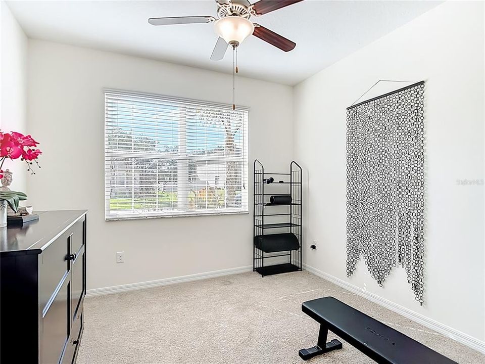 For Sale: $500,000 (4 beds, 3 baths, 2293 Square Feet)