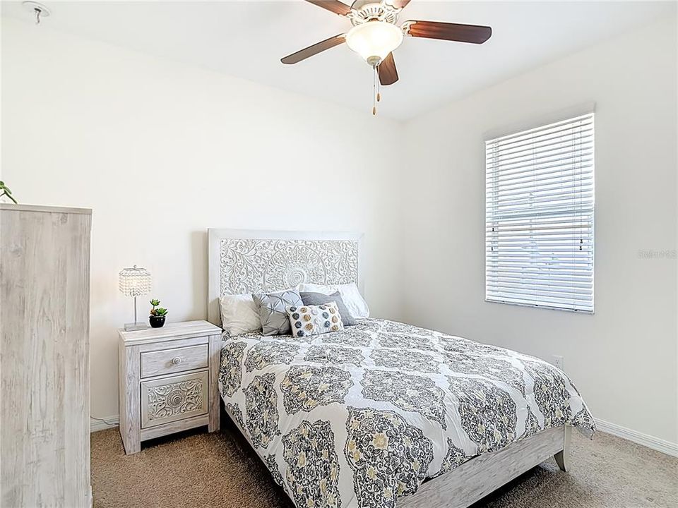 For Sale: $500,000 (4 beds, 3 baths, 2293 Square Feet)