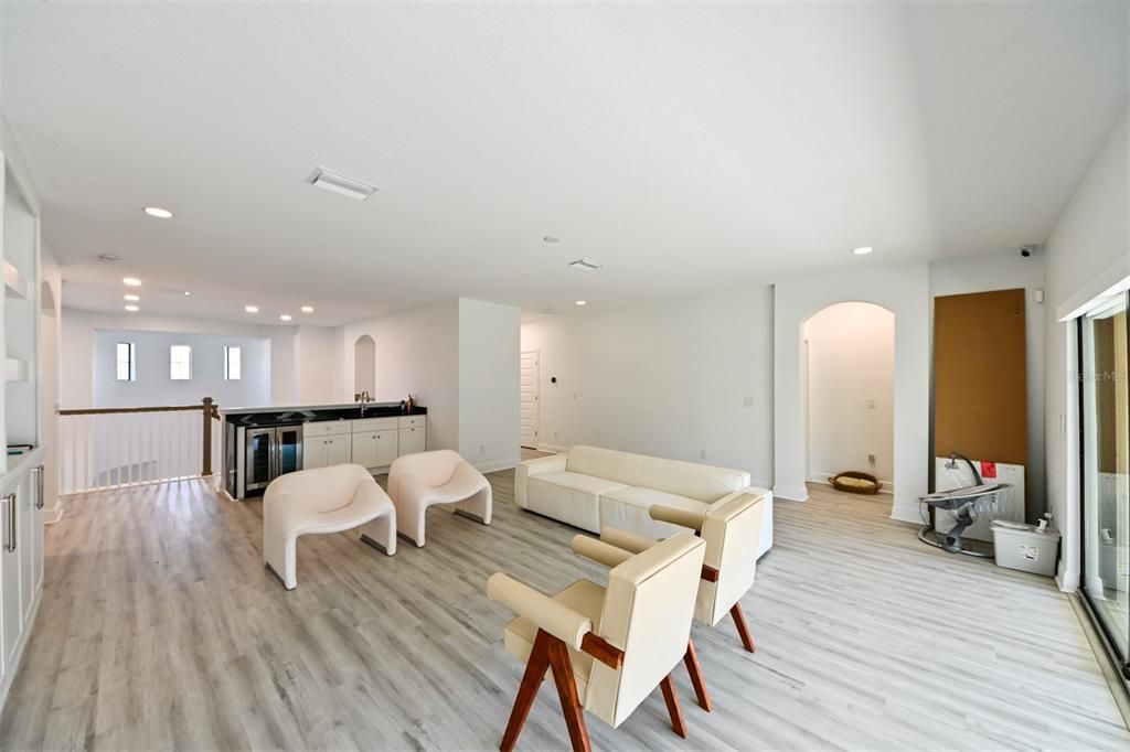 На продажу: $1,020,000 (5 спален, 4 ванн, 4218 Квадратных фут)