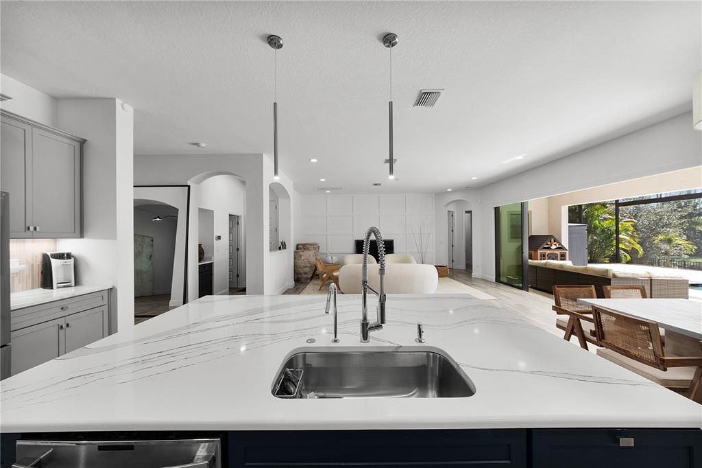 На продажу: $1,020,000 (5 спален, 4 ванн, 4218 Квадратных фут)