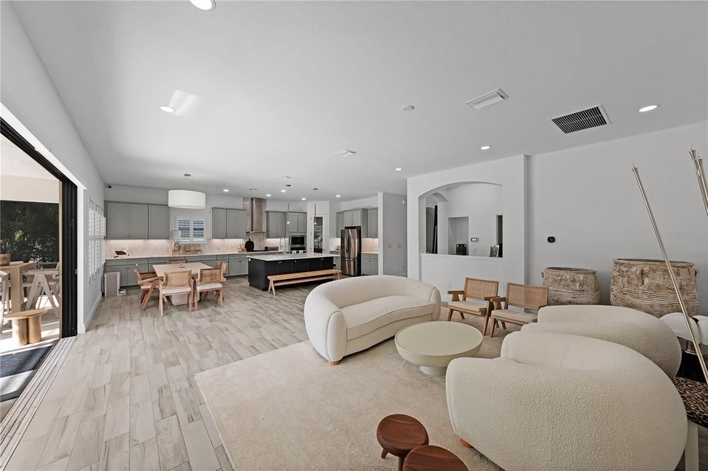 На продажу: $1,020,000 (5 спален, 4 ванн, 4218 Квадратных фут)