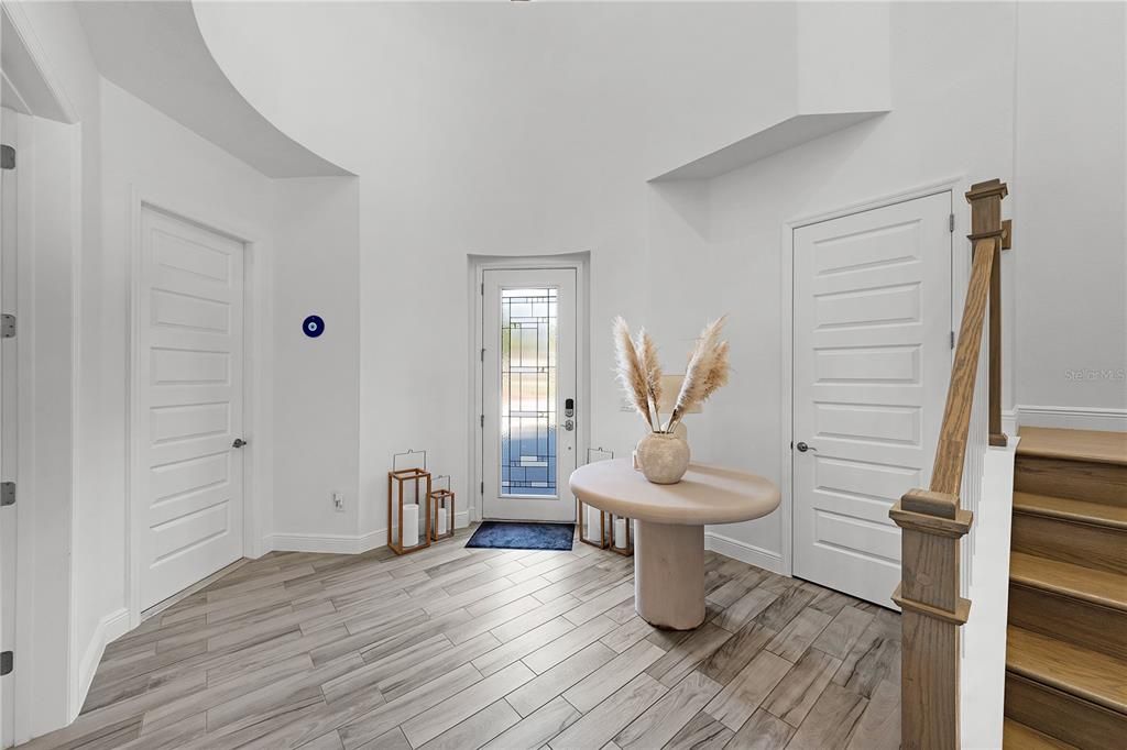 На продажу: $1,020,000 (5 спален, 4 ванн, 4218 Квадратных фут)