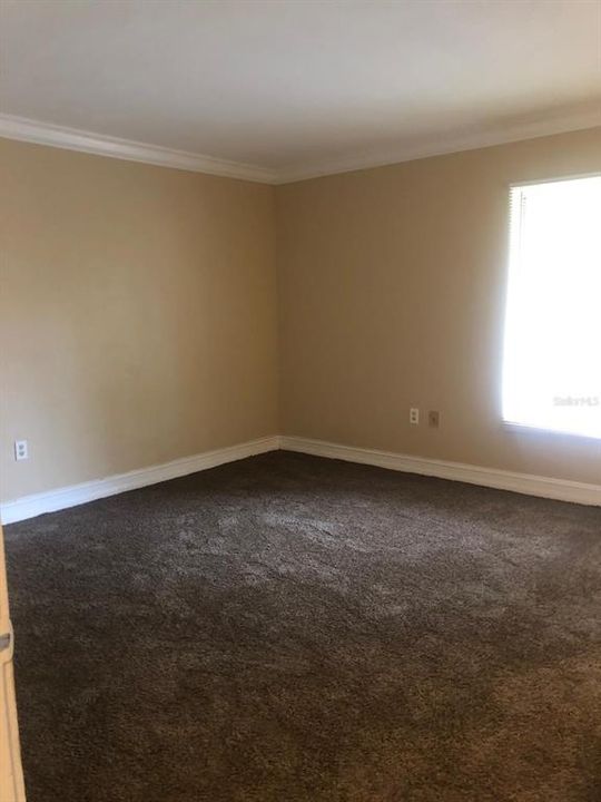 For Sale: $100,000 (2 beds, 2 baths, 978 Square Feet)