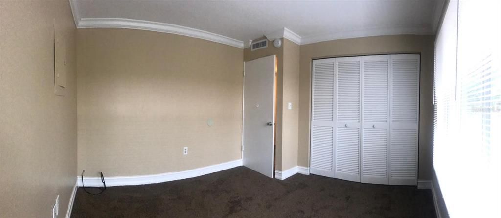 For Sale: $100,000 (2 beds, 2 baths, 978 Square Feet)