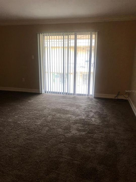 For Sale: $100,000 (2 beds, 2 baths, 978 Square Feet)