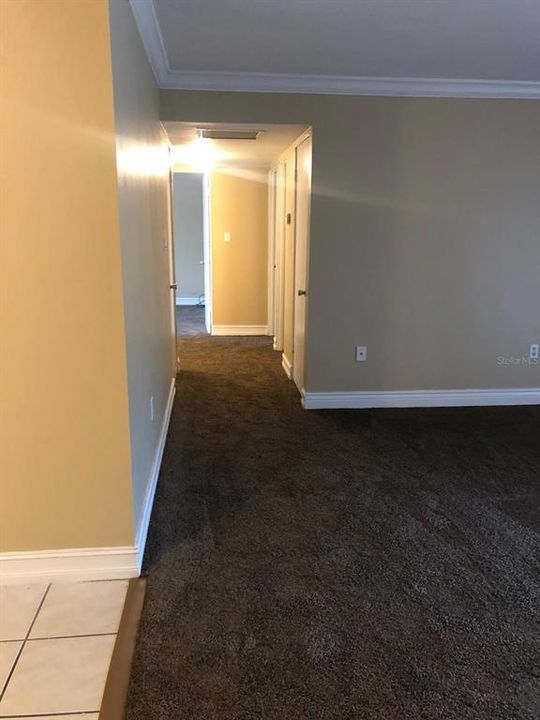 For Sale: $100,000 (2 beds, 2 baths, 978 Square Feet)