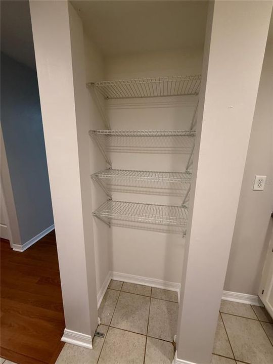 For Rent: $1,075 (1 beds, 1 baths, 493 Square Feet)