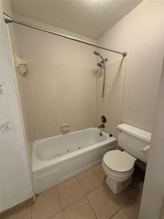 For Rent: $1,075 (1 beds, 1 baths, 493 Square Feet)