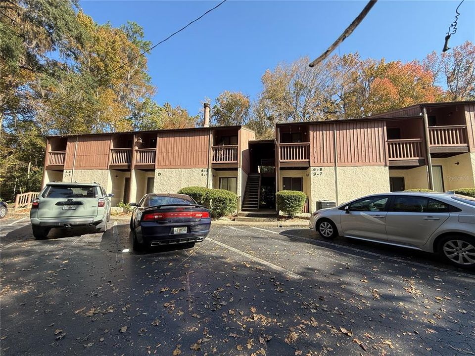 For Rent: $1,075 (1 beds, 1 baths, 493 Square Feet)