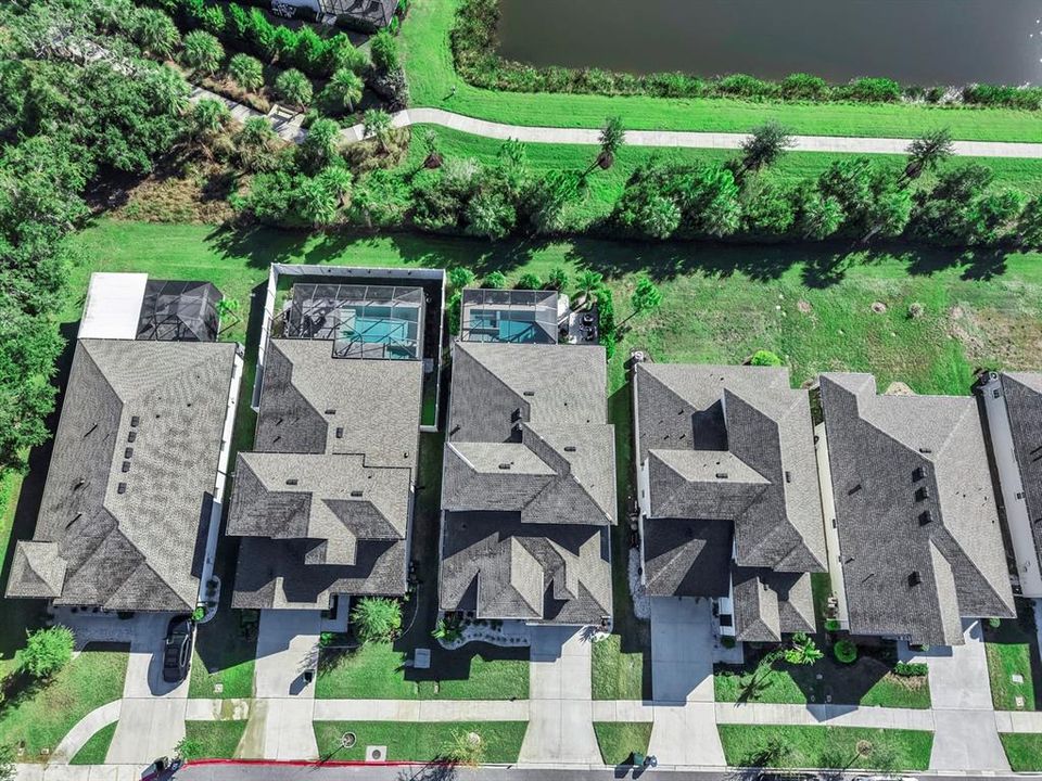 For Sale: $800,000 (4 beds, 4 baths, 2943 Square Feet)