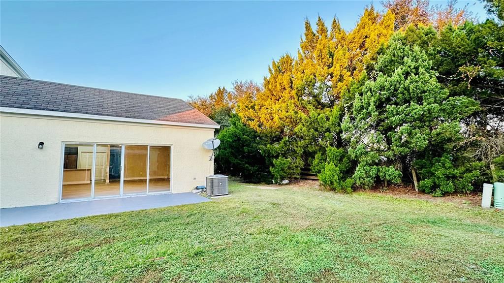 For Sale: $300,000 (3 beds, 2 baths, 1728 Square Feet)