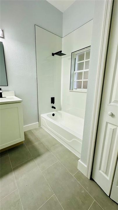 For Sale: $300,000 (3 beds, 2 baths, 1728 Square Feet)