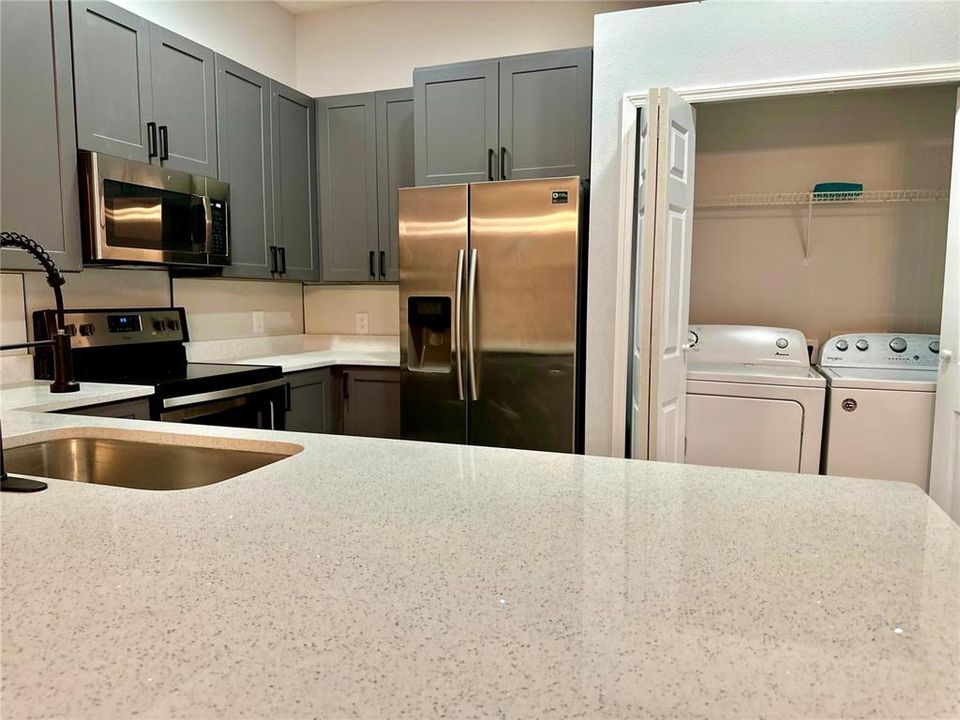 For Sale: $300,000 (3 beds, 2 baths, 1728 Square Feet)