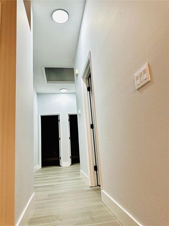 For Sale: $300,000 (3 beds, 2 baths, 1728 Square Feet)