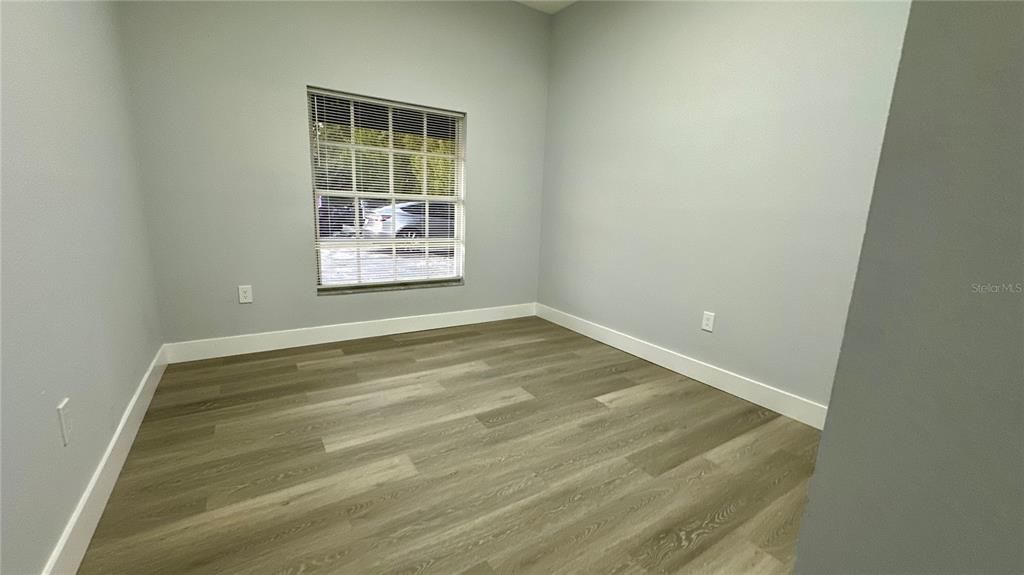 For Sale: $300,000 (3 beds, 2 baths, 1728 Square Feet)