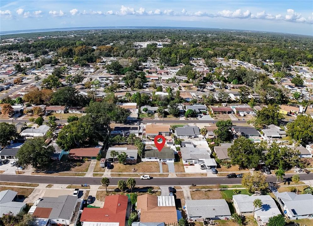 待售: $445,000 (4 贝兹, 2 浴室, 1398 平方英尺)