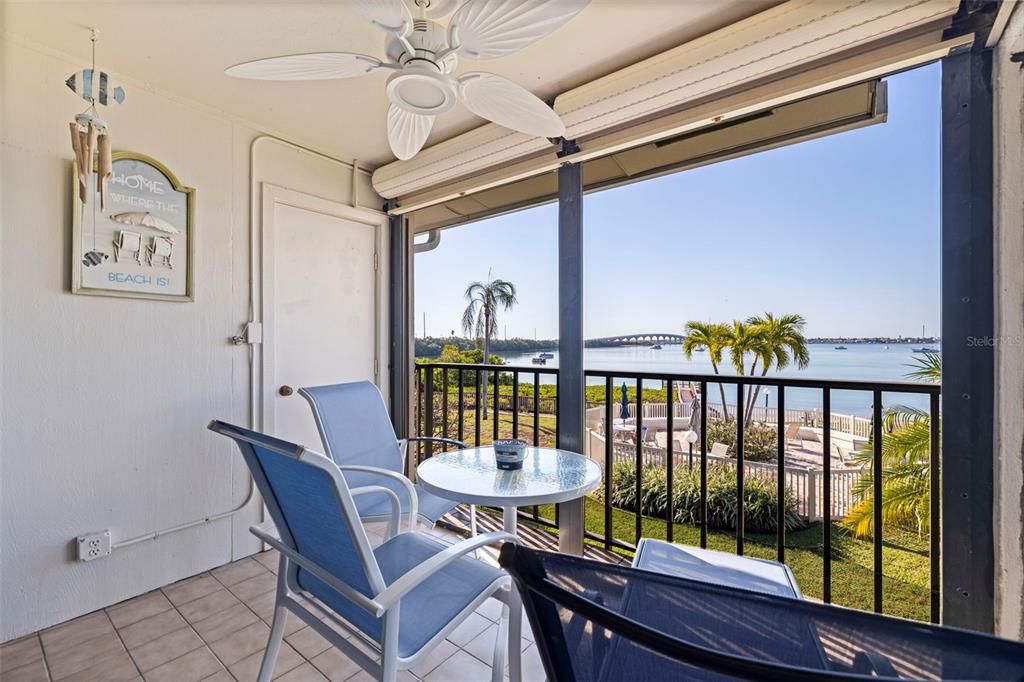 出租: $3,500 (2 贝兹, 2 浴室, 890 平方英尺)