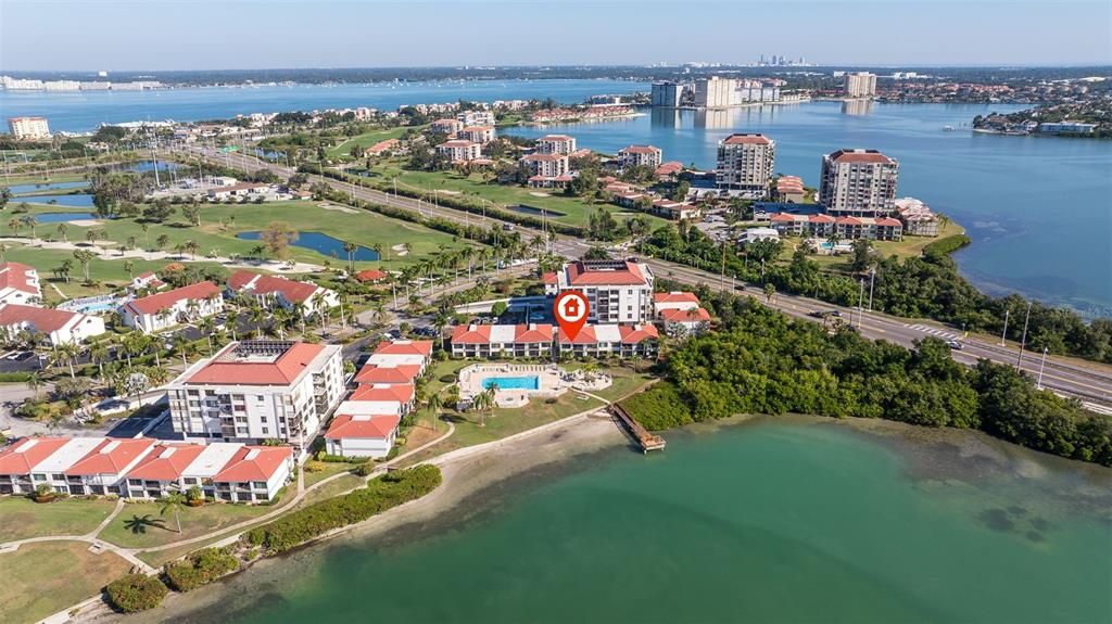 出租: $3,500 (2 贝兹, 2 浴室, 890 平方英尺)