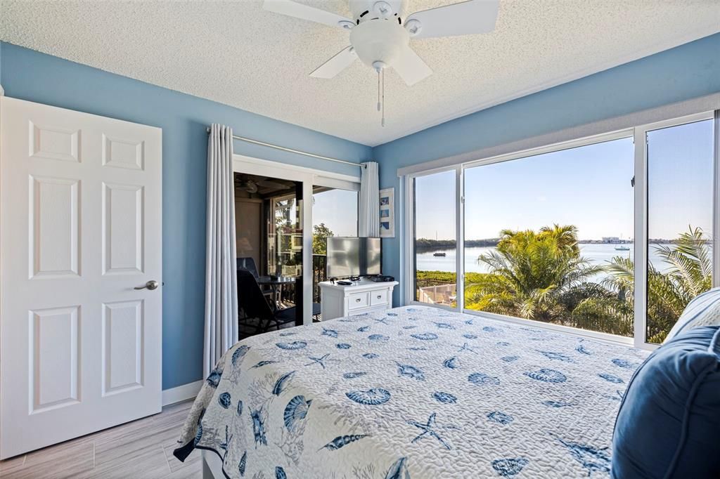 出租: $3,500 (2 贝兹, 2 浴室, 890 平方英尺)