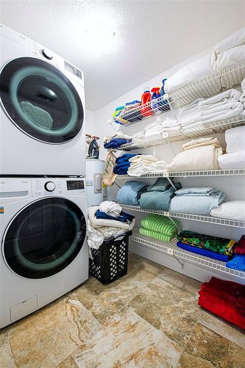 На продажу: $650,000 (2 спален, 2 ванн, 1510 Квадратных фут)