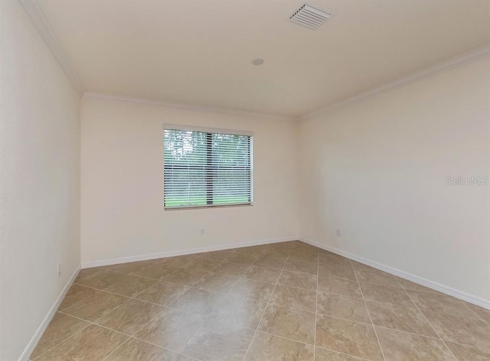 For Rent: $3,000 (4 beds, 2 baths, 2204 Square Feet)