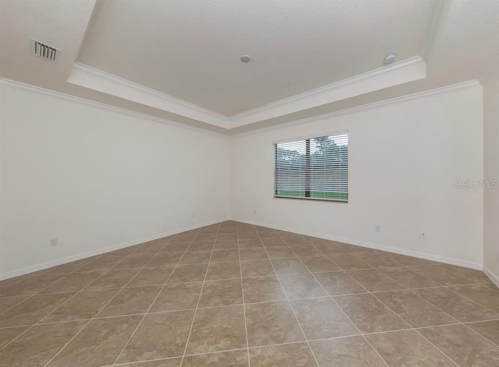 For Rent: $3,000 (4 beds, 2 baths, 2204 Square Feet)