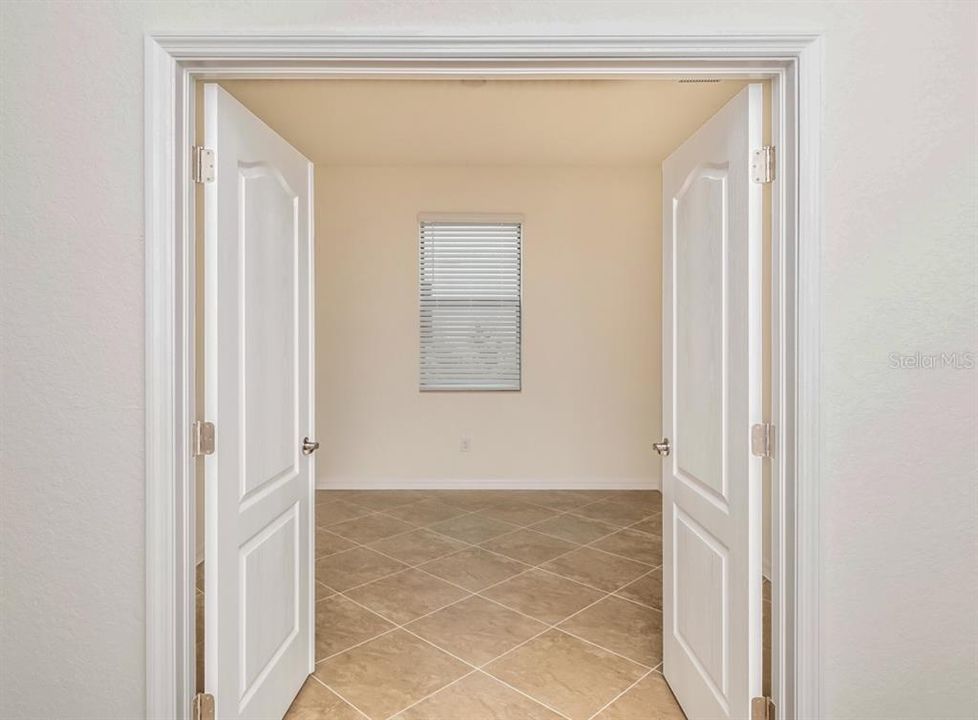 For Rent: $3,000 (4 beds, 2 baths, 2204 Square Feet)