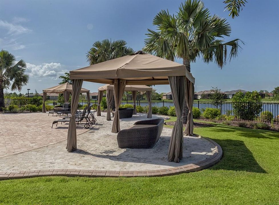 For Rent: $3,000 (4 beds, 2 baths, 2204 Square Feet)