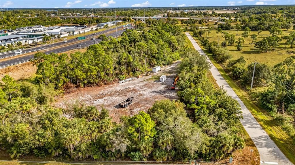 На продажу: $2,500,000 (2.57 acres)