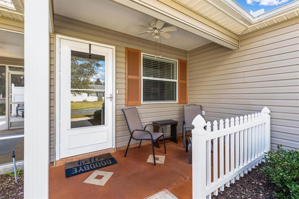 待售: $299,900 (2 贝兹, 2 浴室, 1135 平方英尺)