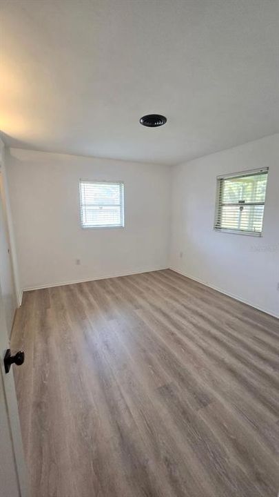 待售: $299,000 (2 贝兹, 2 浴室, 1238 平方英尺)