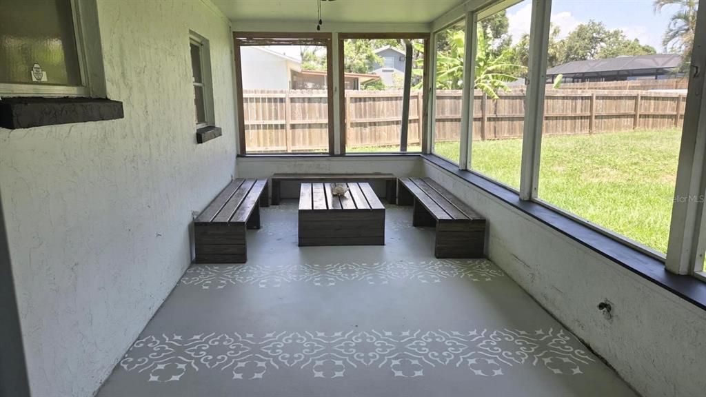 待售: $299,000 (2 贝兹, 2 浴室, 1238 平方英尺)