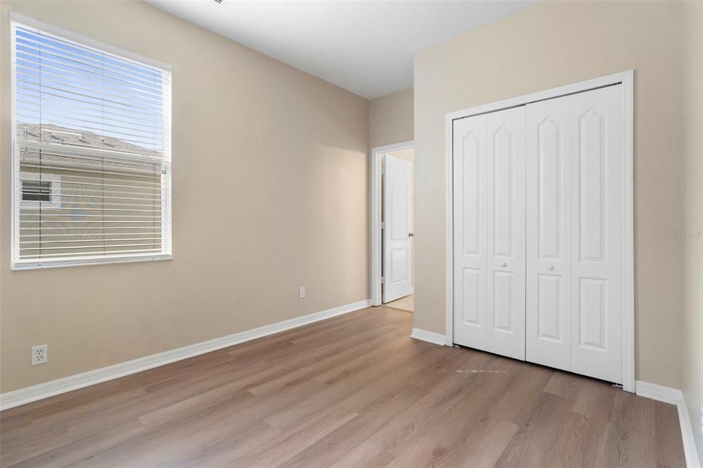 На продажу: $295,000 (3 спален, 2 ванн, 1472 Квадратных фут)