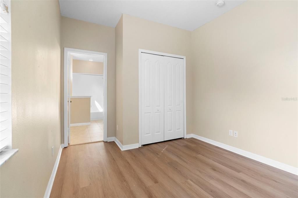 На продажу: $295,000 (3 спален, 2 ванн, 1472 Квадратных фут)