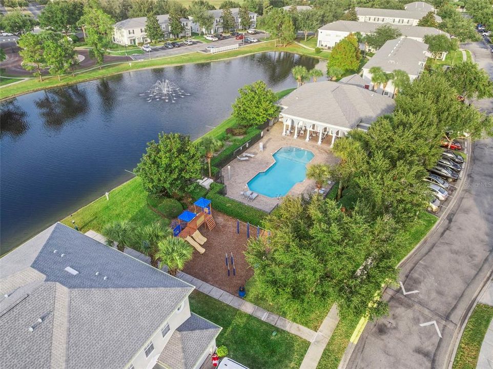 На продажу: $295,000 (3 спален, 2 ванн, 1472 Квадратных фут)