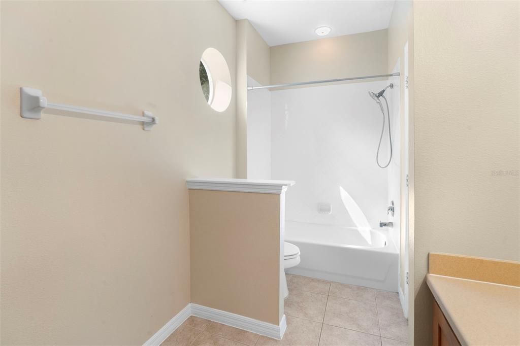 На продажу: $295,000 (3 спален, 2 ванн, 1472 Квадратных фут)