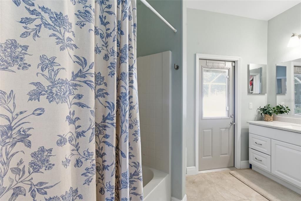 For Sale: $424,900 (4 beds, 2 baths, 2231 Square Feet)