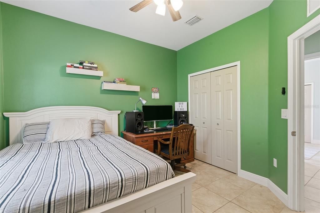 For Sale: $424,900 (4 beds, 2 baths, 2231 Square Feet)