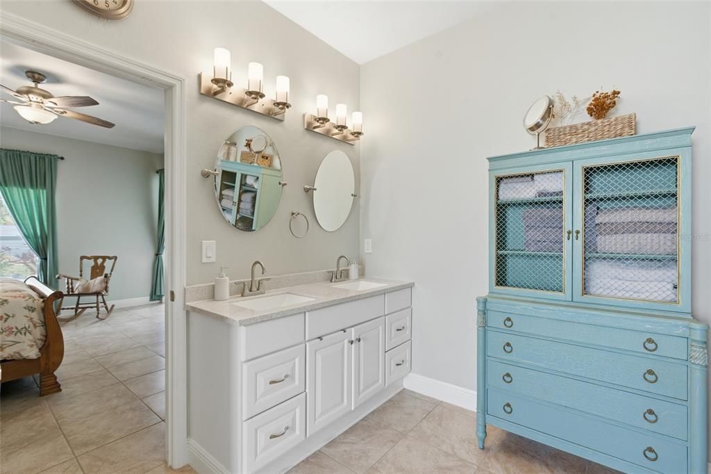 For Sale: $424,900 (4 beds, 2 baths, 2231 Square Feet)