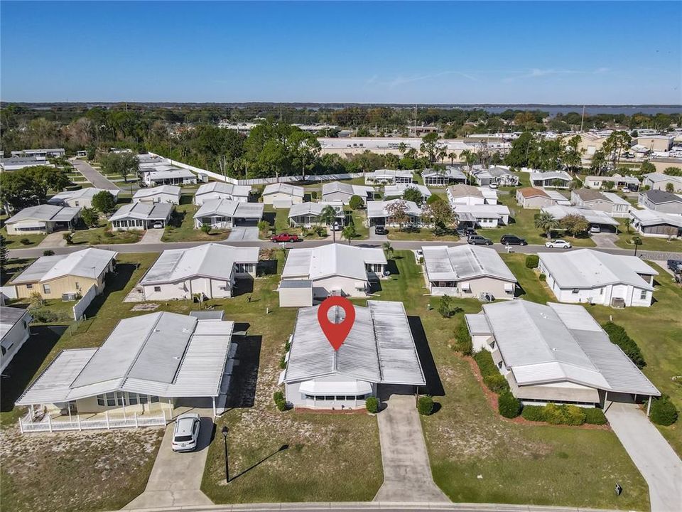 待售: $175,000 (2 贝兹, 2 浴室, 1318 平方英尺)