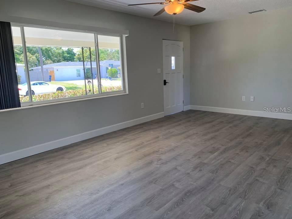 For Rent: $1,900 (2 beds, 2 baths, 1158 Square Feet)