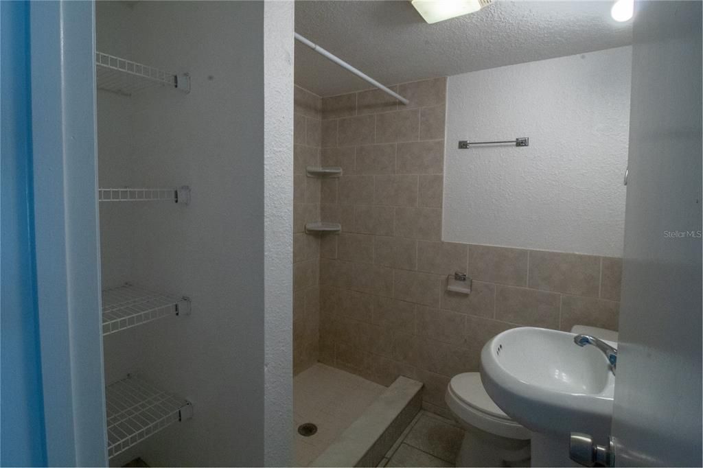 For Sale: $310,000 (3 beds, 2 baths, 1146 Square Feet)