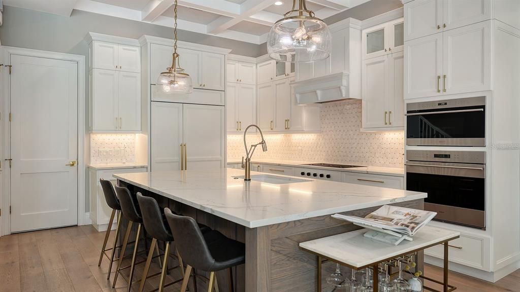 На продажу: $2,750,000 (4 спален, 4 ванн, 3176 Квадратных фут)